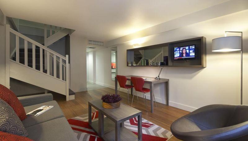 Citadines Trafalgar Square Aparthotel Londra